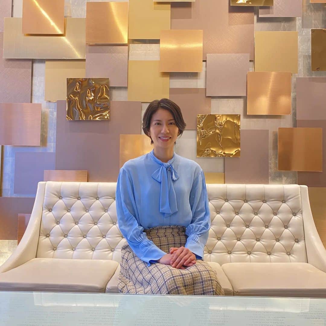 テレビ東京「ガイアの夜明け」さんのインスタグラム写真 - (テレビ東京「ガイアの夜明け」Instagram)「【ガイアの夜明け】  12月23日（金）　夜10時『ホテルが進化！危機からの逆転劇』  全国旅行支援や外国人観光客の受け入れで いま、都心のホテル価格が急上昇しているそうです。 そんな中、ビジネスホテルからの転換を図る「アパホテル」と ビジネスと高級の間を狙う「カンデオホテルズ」に注目します。  コロナ禍でも５施設を新規オープンする カンデオホテルズの出店戦略や 父から息子へ引き継がれた アパホテルの新体制を取材しました。  ≪スタジオ≫ コート#AMACA スカート#idem #ete ≪取材≫ #カンデオホテルズ #アパホテル #三菱地所 #串カツ田中」12月22日 13時45分 - gaia_no_yoake