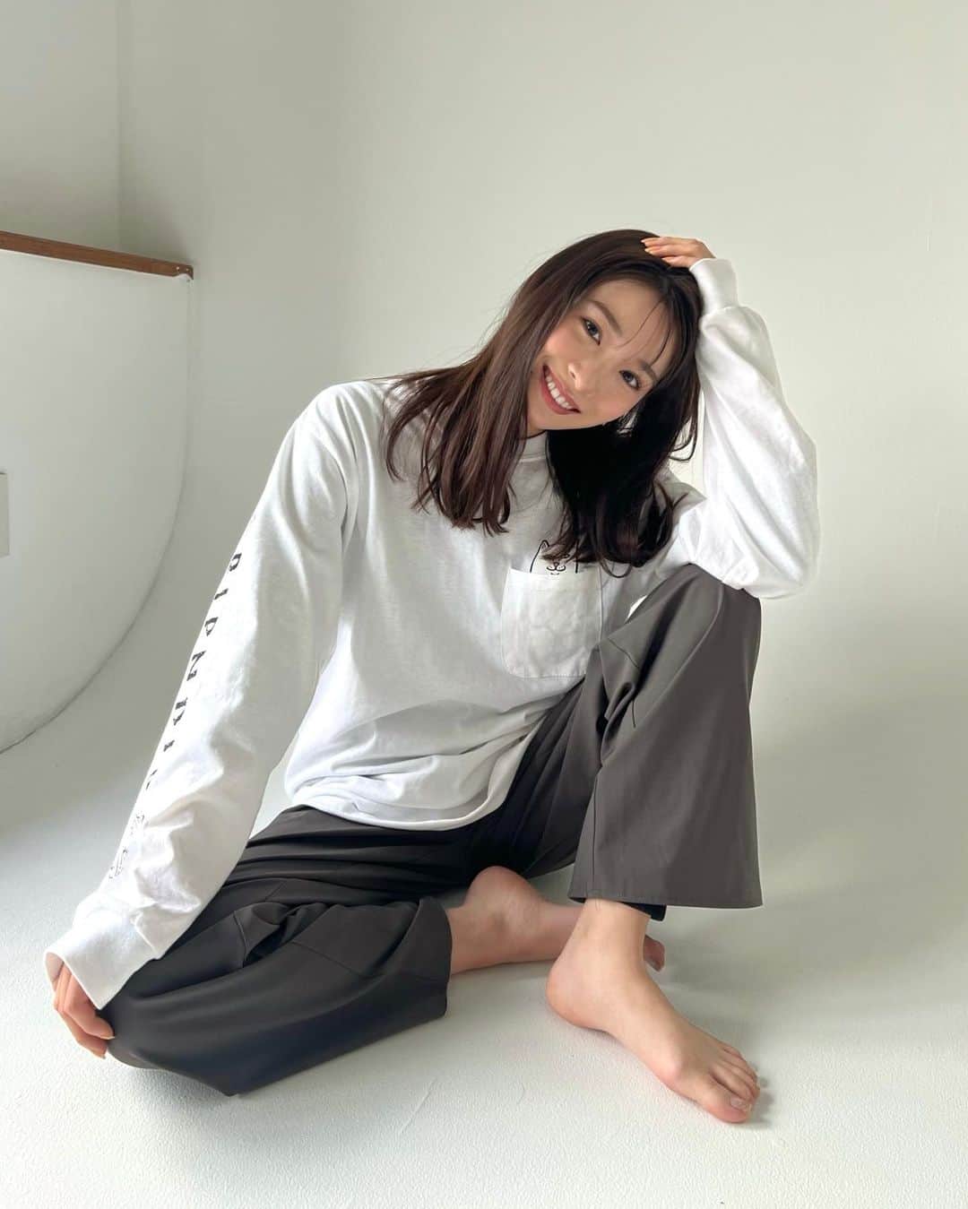 中川紅葉さんのインスタグラム写真 - (中川紅葉Instagram)「昨日の服。自分へのクリプレでRIPNDIPでロンT買った、可愛すぎる〜🐈  #RIPNDIP」12月22日 20時07分 - kureha_nakagawa