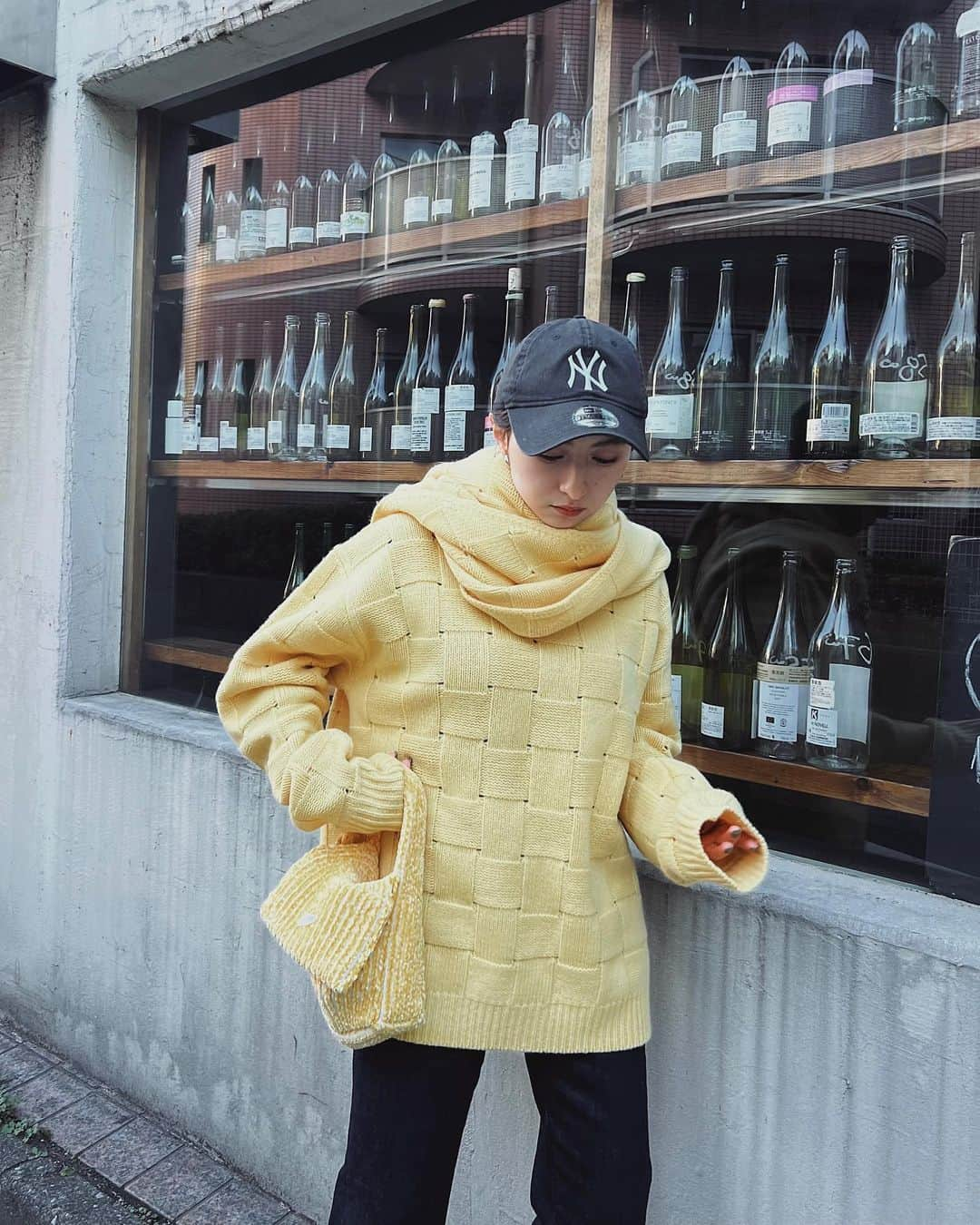 Julia Castroさんのインスタグラム写真 - (Julia CastroInstagram)「Yellow Yellowだった日💛 この冬、色んな色の服着てる❄️ . #yellowcolor  #yellow #knit #nknit #winter #winterfashion  #ootd #outfit  #イエロー #黄色 #黄色ファッション #冬服 #ちびコーデ #julifashion」12月22日 21時11分 - julia.c.0209