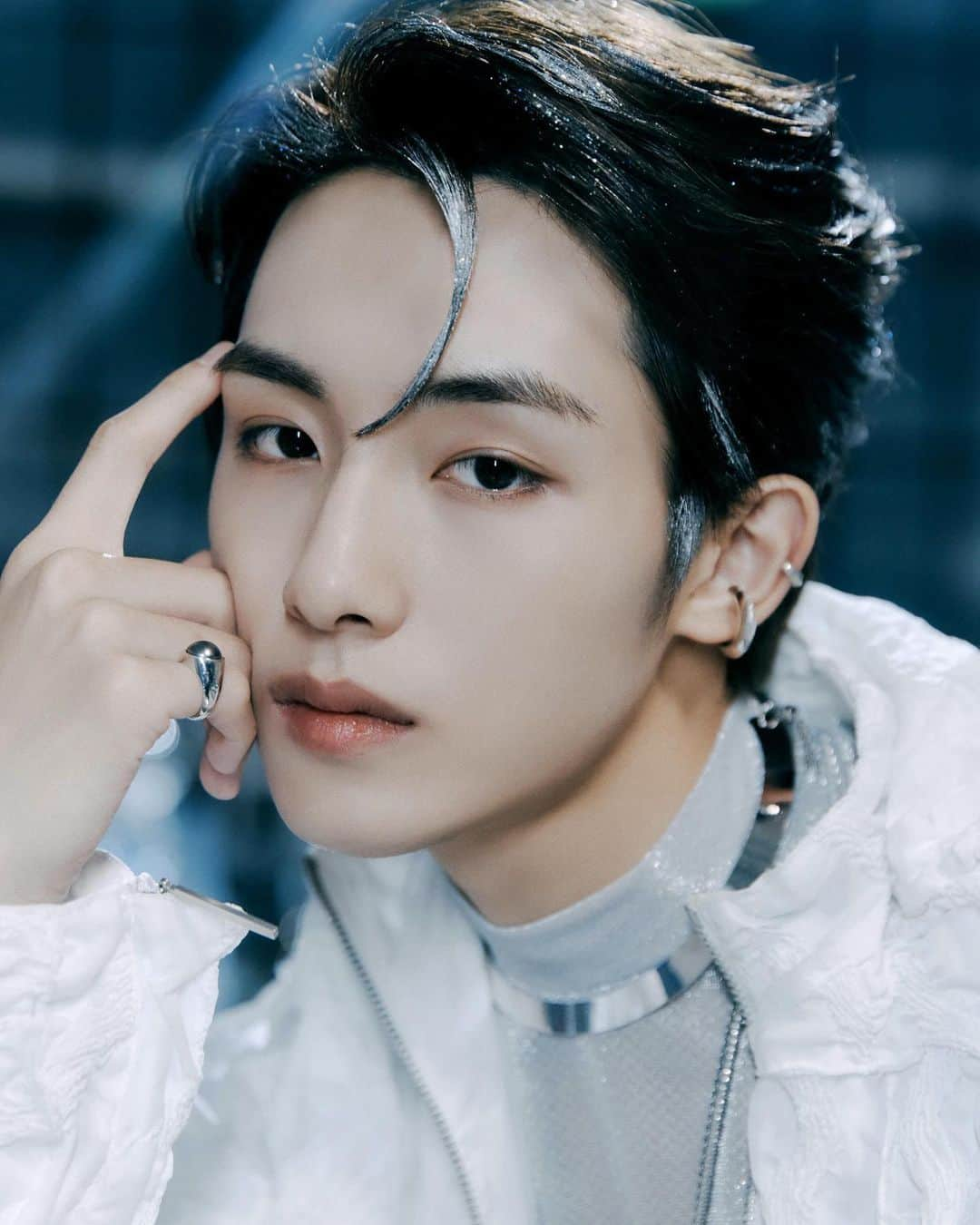 ウィンウィン（winwin）さんのインスタグラム写真 - (ウィンウィン（winwin）Instagram)「💎 #phantom #wayv」12月23日 1時39分 - wwiinn_7