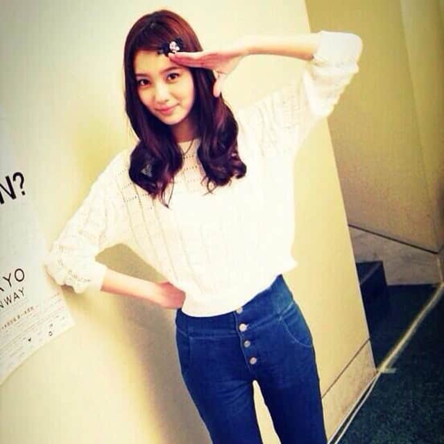 新川優愛（ファンアカウント）のインスタグラム：「今日もお仕事頑張ります‼︎」