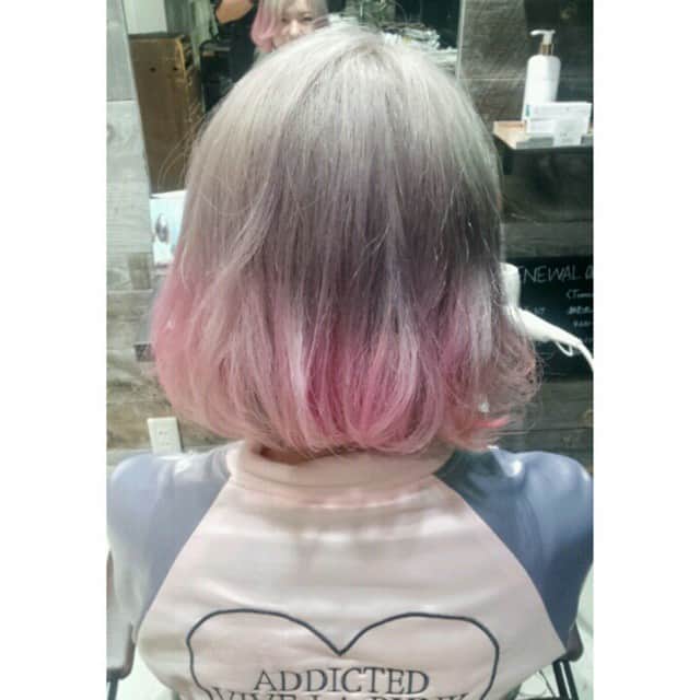 高沼達也さんのインスタグラム写真 高沼達也instagram ハイトーンヘア ホワイトヘアーピンクアッシュ ピンク ヘアー 表参道美容室トルネード ハイトーン髪色 ピンク髪色 ラベンダー髪色 ホワイトヘアー髪色 白系髪色 ピンクアッシュ髪色 トリプルカラー イメチェン