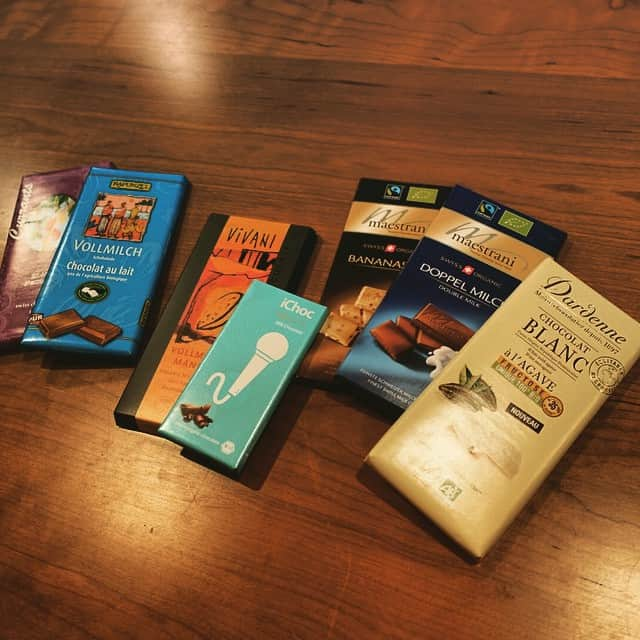 水嶋ヒロさんのインスタグラム写真 - (水嶋ヒロInstagram)「I'm a chocoholic. #chocolate #organic #bio #オーガニック #チョコレート」5月1日 11時42分 - hiro_mizushima_official