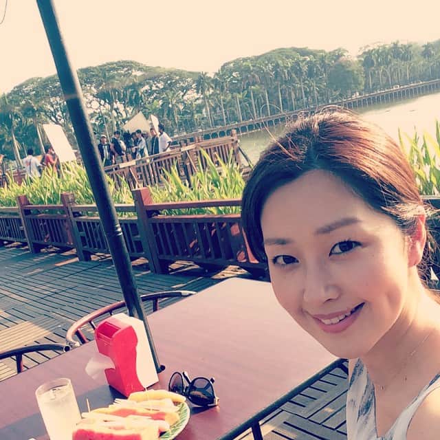 笛木優子のインスタグラム：「アイスプリーズ！！🍨🍦💙」