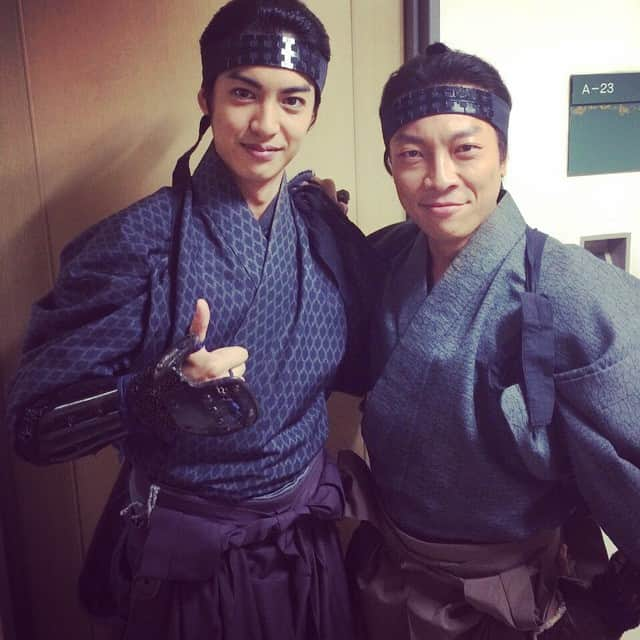 大野拓朗さんのインスタグラム写真 - (大野拓朗Instagram)「音尾さんと。 「花燃ゆ」本日20時から！  #NHK #大河ドラマ #花燃ゆ #音尾琢真 #品川弥二郎 #野村靖」5月3日 19時16分 - takuro.ohno