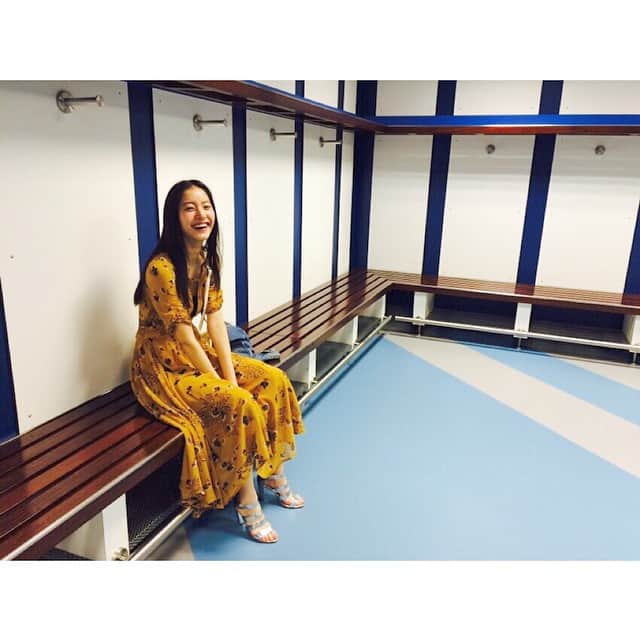 新木優子さんのインスタグラム写真 - (新木優子Instagram)「選手の控え室にも入れたよ‼︎ #⚽️」5月4日 14時07分 - yuuuuukko_