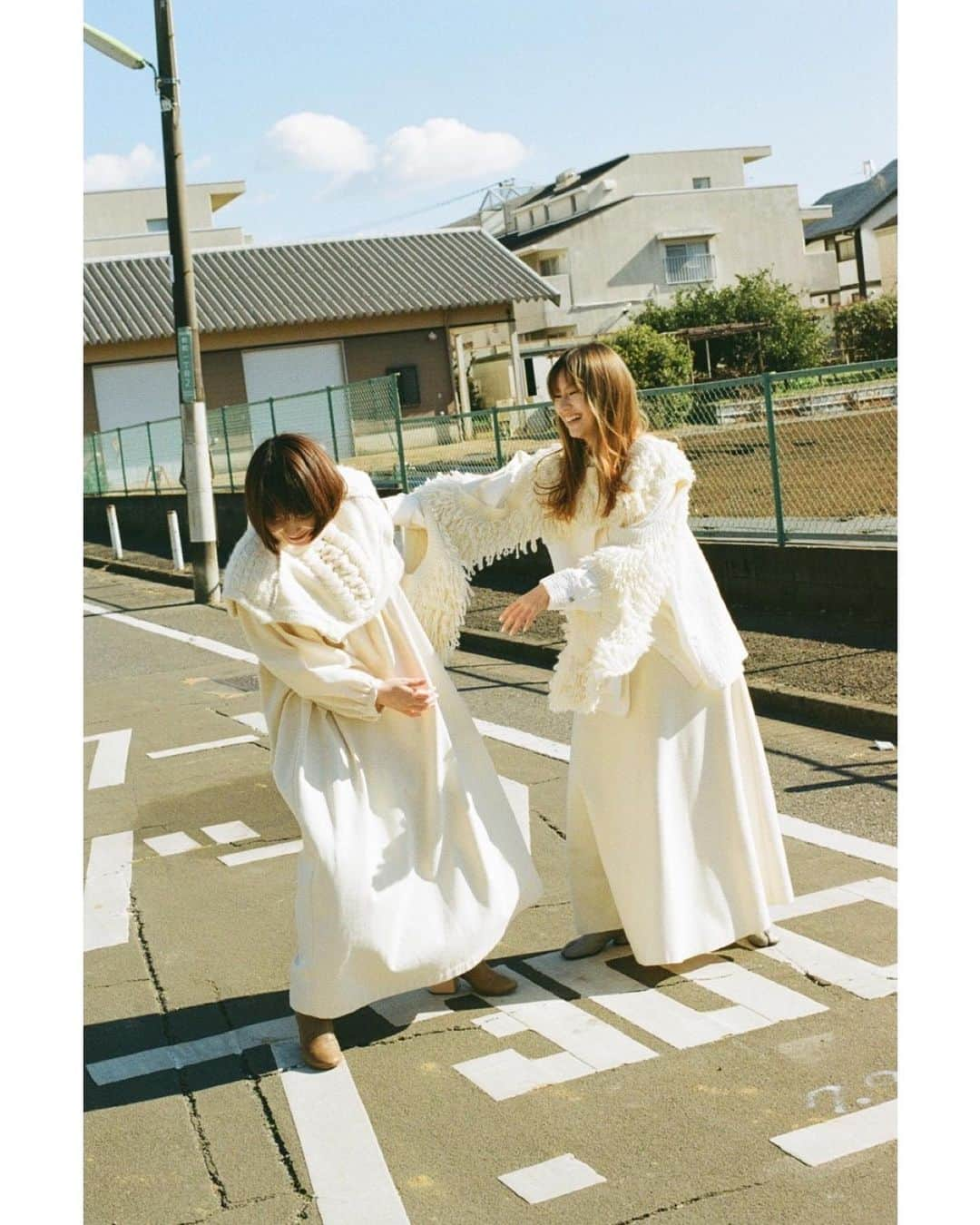 葵わかなさんのインスタグラム写真 - (葵わかなInstagram)「＊ ep.3  END.  * * * photo&styling @sugiura.yu  hair&make-up @fuseya_yoko   @naokitomizuka_official  @motohirotanji.knit  @united_tokyo @atsushi.nakashima  @ships_any_official  @wrapinknot_official   #ワカツネ　#wakatsune」2月26日 22時04分 - aoiwakana0630