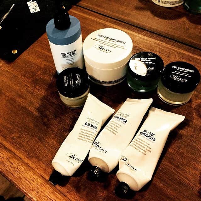 Baxter of California Japanさんのインスタグラム写真 - (Baxter of California JapanInstagram)「Repost from @whosyourbigdaddy via @igrepost_app, @backalleybarbershop use these natural-based products from @baxterofca to make you a real #gentleman. #firstclass #barber #barberworld #barbergang #barberlife #barberconnect #barberlove #barbers #barberrespect #barberhub #barbergrind #barbershops #formen #hair #mensgrooming #barberhub #barbergang #barbergrind #baxterofcalifornia #backalleybarbershop #backalleybarbers #barbero #grooming #skincare #shave #shaving」5月9日 23時08分 - baxter_jpn