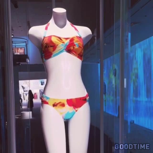 Choicerishのインスタグラム：「三愛水着楽園の『楽園のステージ』 早く海行きたいなーーーー #水着 #三愛 #party #chihiro #choicerish #youtube #youtuber」