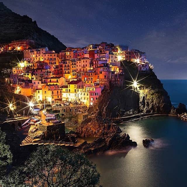 ✈MyTravelGram™のインスタグラム：「Cinque Terre,Italy✨」