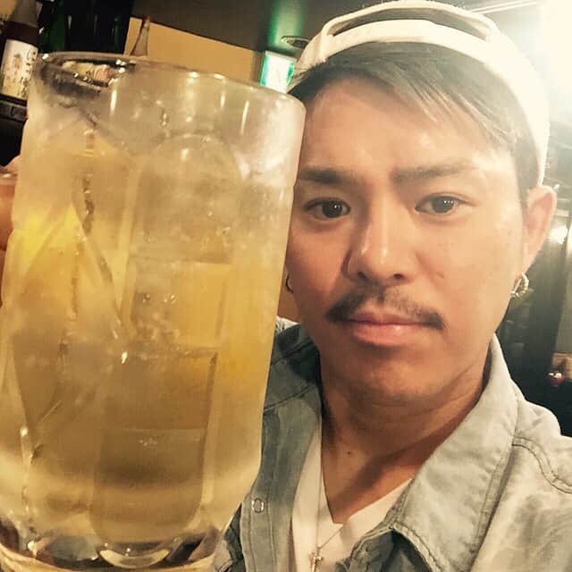 YUICHIROさんのインスタグラム写真 - (YUICHIROInstagram)「今日はメガハイ‼️デ、デカイ😅😅😅皆さんお疲れ様です😌 #DEEP #YUICHIRO #デカイ #メガハイ」5月17日 22時41分 - deep_yuichiro_official