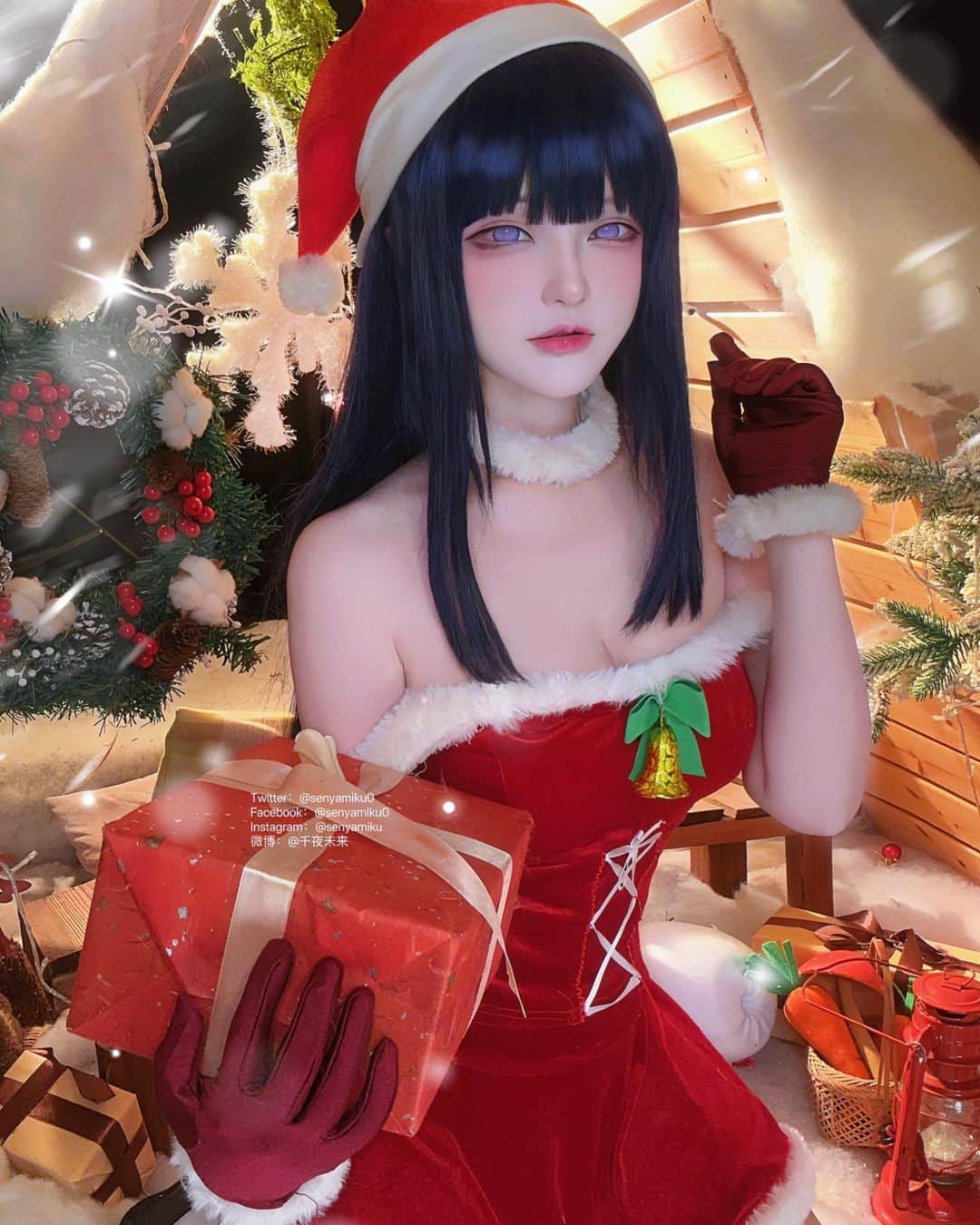 千夜未来さんのインスタグラム写真 - (千夜未来Instagram)「Merry Christmas🎄 #NARUTO #日向ヒナタ #cosplay」12月24日 11時55分 - senyamiku