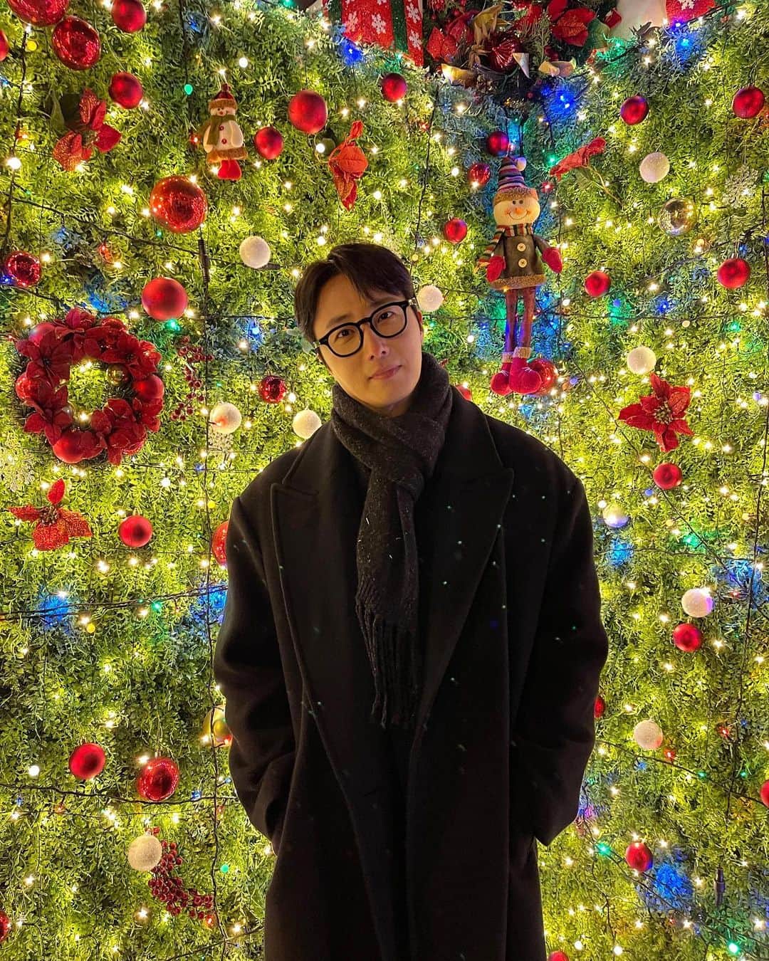 チョン・イルさんのインスタグラム写真 - (チョン・イルInstagram)「Merry Christmas 🎄  & Happy New Year 🎆」12月24日 16時11分 - jilwww