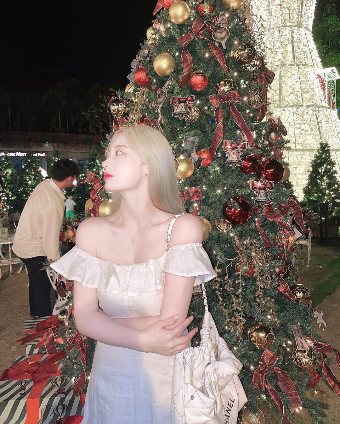 キム・チョンアさんのインスタグラム写真 - (キム・チョンアInstagram)「🫶🏻따뜻한 #크리스마스 가 조하🎄❣️」12月24日 18時57分 - 94_j.a