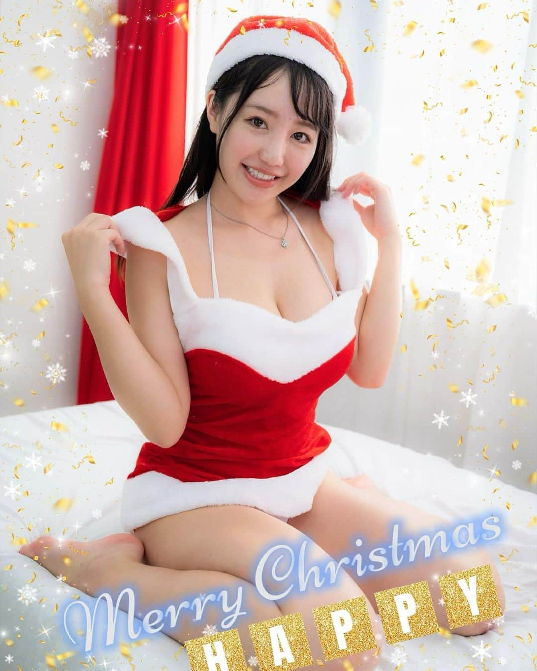 愛場れいらさんのインスタグラム写真 - (愛場れいらInstagram)「メリクリ〜🦌🎄🔔❤️🎅  良いクリスマスにしてね✨✨ 今夜は何食べるの〜？🎂  #ミニスカサンタ　#サンタコスプレ #クリスマスデート　#彼女とデートなうに使っていいよ  #谷間　#ミニスカート　#美人　#美女　#グラビア　#撮影会　#グラビアアイドル  #グラビアモデル  #撮影モデル  #可愛い女の子  #メリクリ　#japanesegirl #asianmodel」12月24日 19時04分 - aibareira2