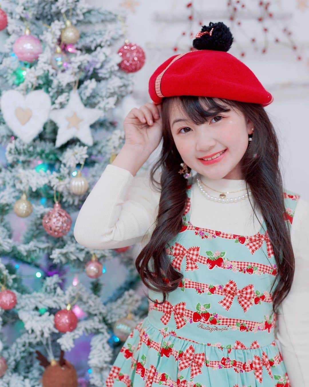 はねまりさんのインスタグラム写真 - (はねまりInstagram)「⭐️🎄Merry Christmas🎄⭐️ はねまりちゃん午前終了式、午後ダンスレッスン、帰宅は20：00😅晩ご飯はラーメンです🍜ちょっと寂しい」12月24日 20時11分 - hanemarisworld