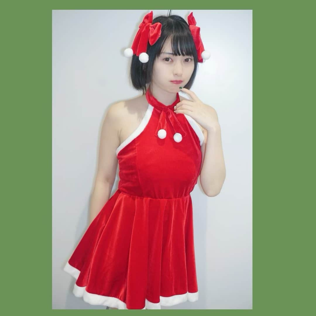 滝口ひかりさんのインスタグラム写真 - (滝口ひかりInstagram)「クリスマス〜🎄 楽しんでいます！✨  皆さんはどうですか！  #滝口ひかり #takiguchihikari #wyenra #ゑんら #クリスマス #コスプレ #サンタコス」12月24日 22時56分 - takiguchi_hikari