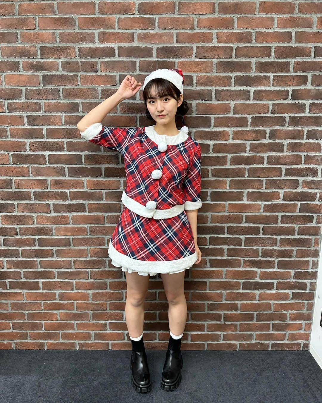 豊田留妃さんのインスタグラム写真 - (豊田留妃Instagram)「チェックサンタ🧸 おだんごさん🍡 #メリークリスマス #christmas #santa #サンタ」12月25日 14時26分 - runstagram_717