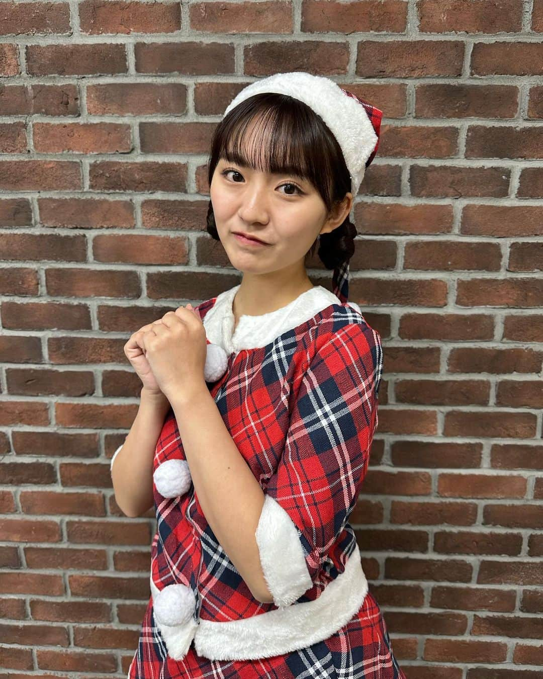 豊田留妃さんのインスタグラム写真 - (豊田留妃Instagram)「チェックサンタ🧸 おだんごさん🍡 #メリークリスマス #christmas #santa #サンタ」12月25日 14時26分 - runstagram_717