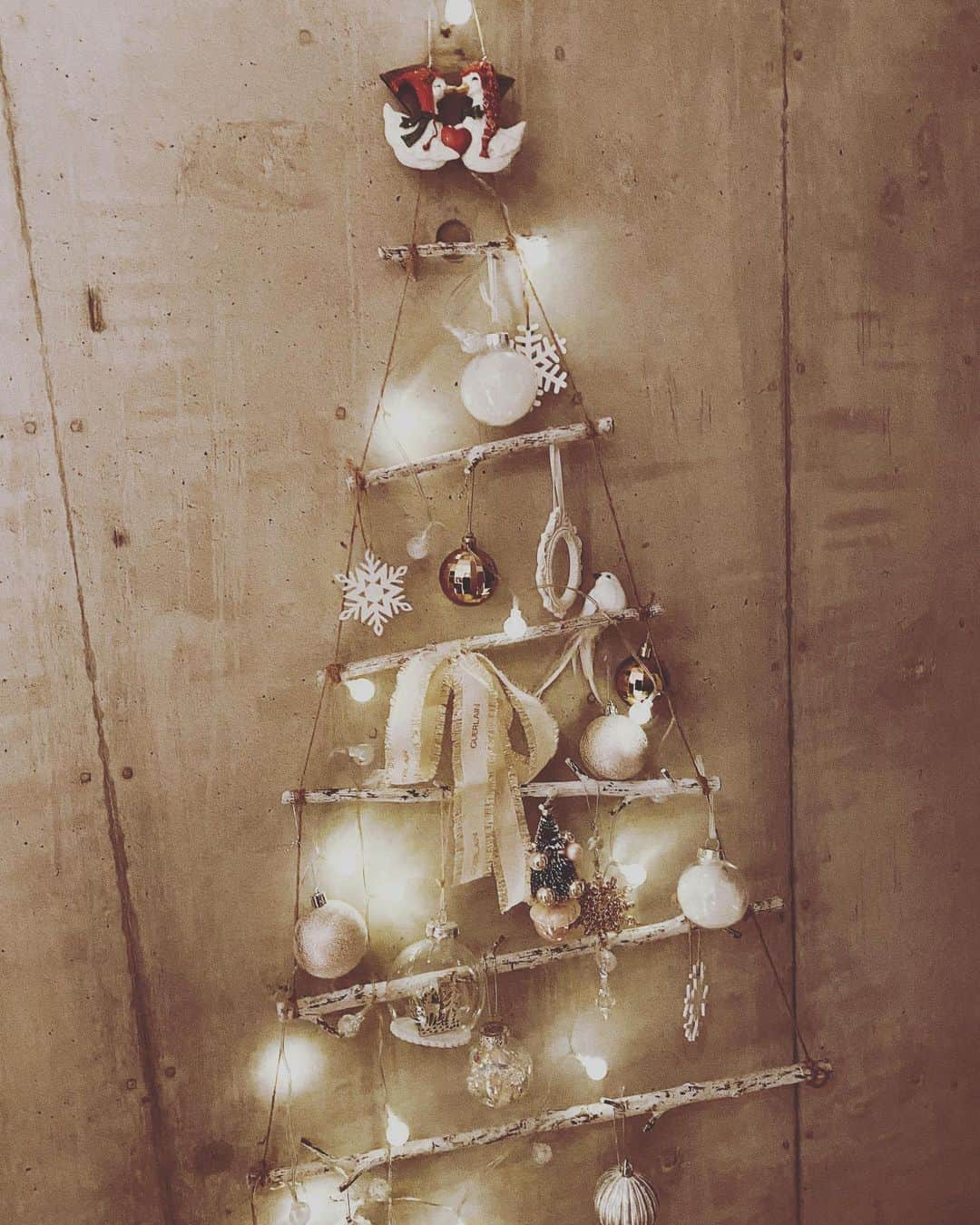 林田岬優さんのインスタグラム写真 - (林田岬優Instagram)「Merry Christmas🏠♡👼🏻♡🎄」12月25日 14時27分 - miyu_hayashida