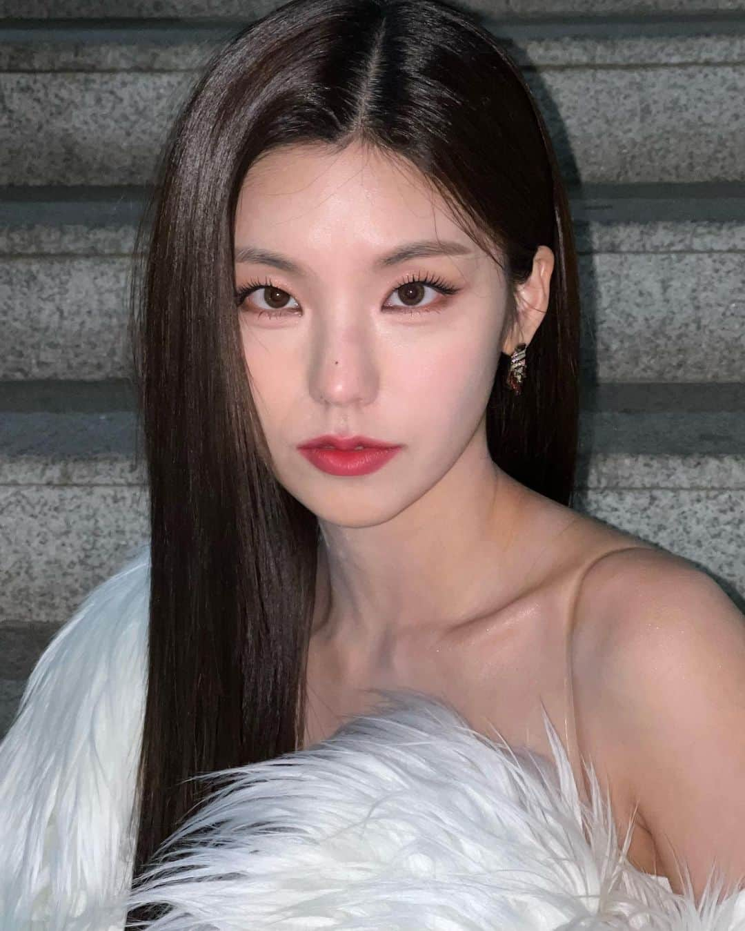 ITZYさんのインスタグラム写真 - (ITZYInstagram)「2022 가요대전❄️」12月25日 14時29分 - itzy.all.in.us