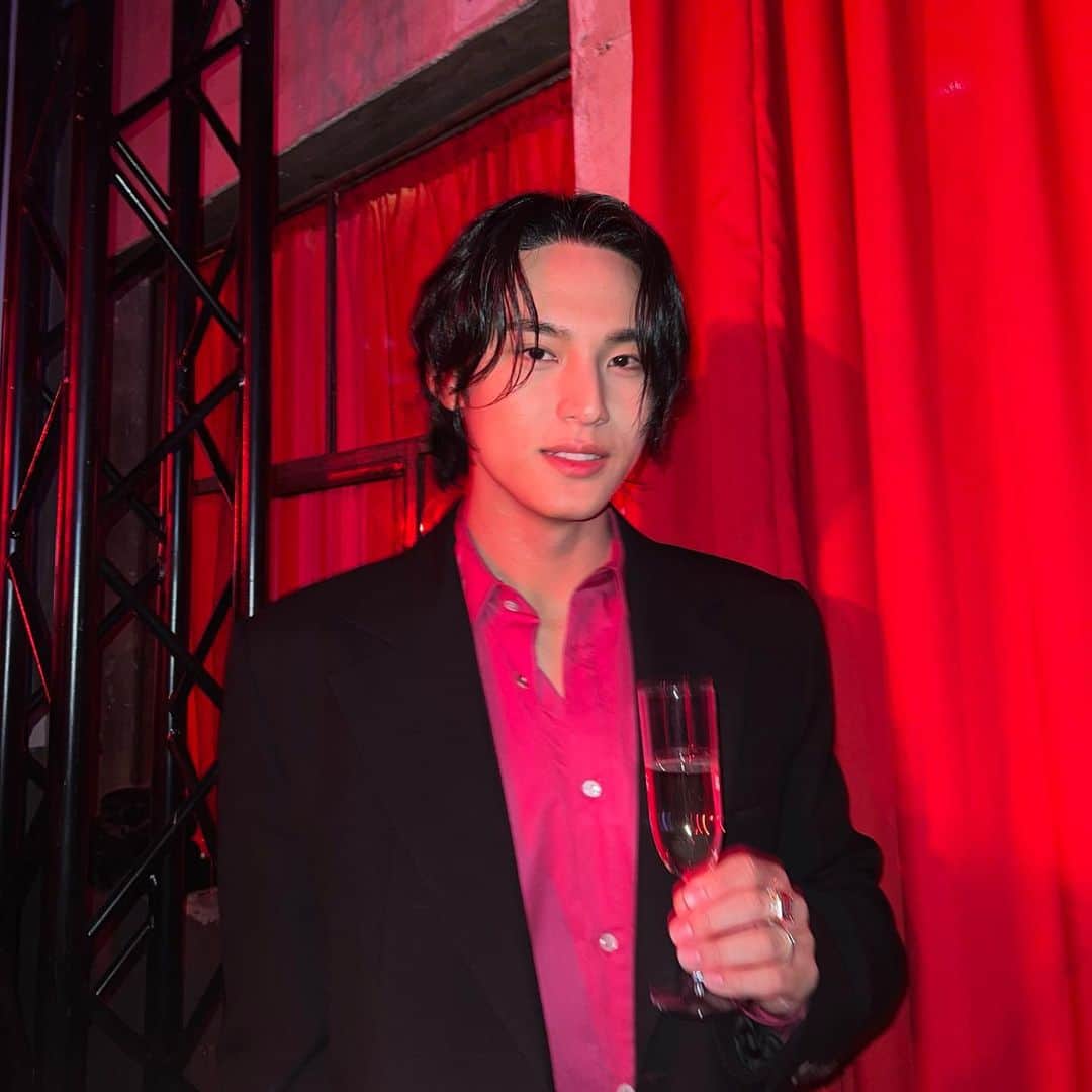 ミンギュさんのインスタグラム写真 - (ミンギュInstagram)「💋」12月25日 16時56分 - min9yu_k