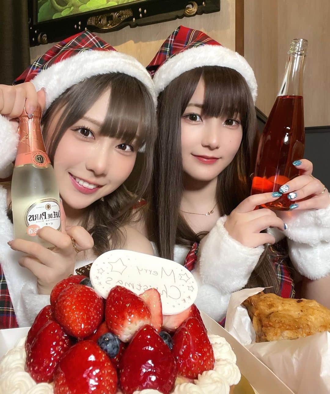きりたんぽさんのインスタグラム写真 - (きりたんぽInstagram)「メリークリスマス🎄🎅🏻 みんな素敵なクリスマス過ごしてねえ✨」12月25日 20時56分 - kiritampopopo