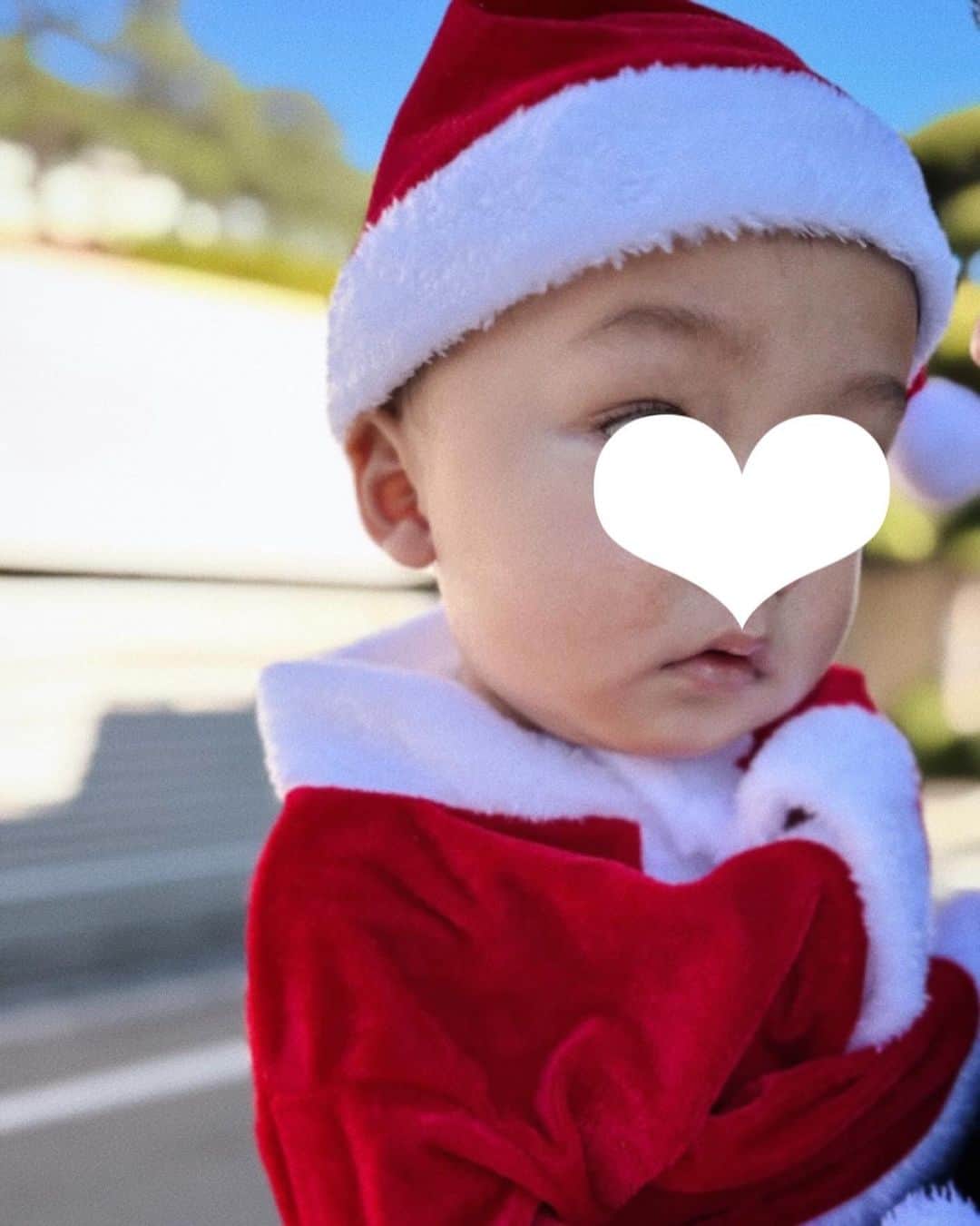 吉田理紗さんのインスタグラム写真 - (吉田理紗Instagram)「Happy Merry Xmas 2022💫」12月25日 21時10分 - yoshirisaa