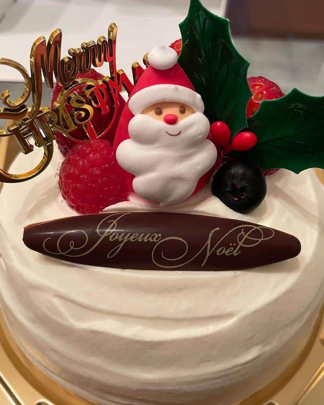 荒川真衣さんのインスタグラム写真 - (荒川真衣Instagram)「Merry Christmas🎄🎂  #めりくり #みんな大好き #いいクリスマスをね💌」12月25日 23時49分 - mai_konchu