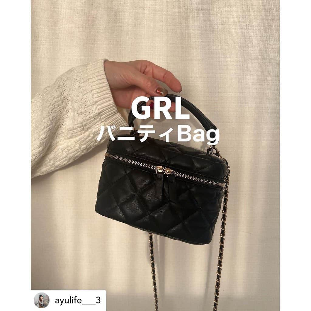 GRLさんのインスタグラム写真 - (GRLInstagram)「【👆画像をタップすると購入できるよ👆】 @ayulife___3 さん にGRL商品着用して頂いております💕 ありがとうございます✨ . @grl_official #グレイル #grl #プチプラ #ootd #fashion #プチプラコーデ #outfit #ファッション #可愛い #かわいい #コーデ #コーディネート #cute #大人カジュアル #カジュアルコーデ#GRL購入品#グレイル購入品#購入品#grlコーデ#グレイルコーデ #バニティバッグ」12月26日 13時00分 - grl_official