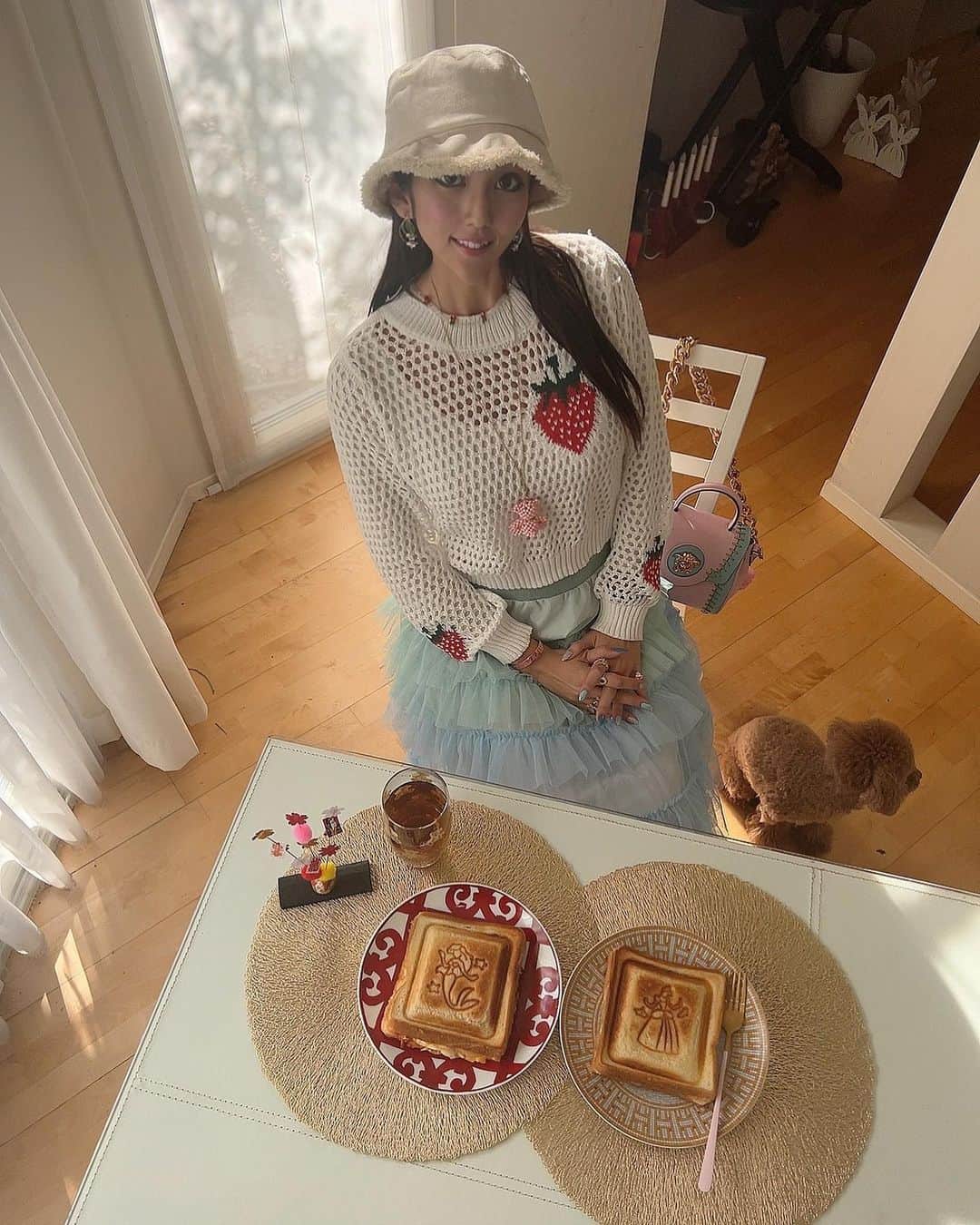 神谷麻美さんのインスタグラム写真 - (神谷麻美Instagram)「#いちご ちゃん💖👸🍓💖🏰🌈💖✨」12月26日 14時50分 - asamice428