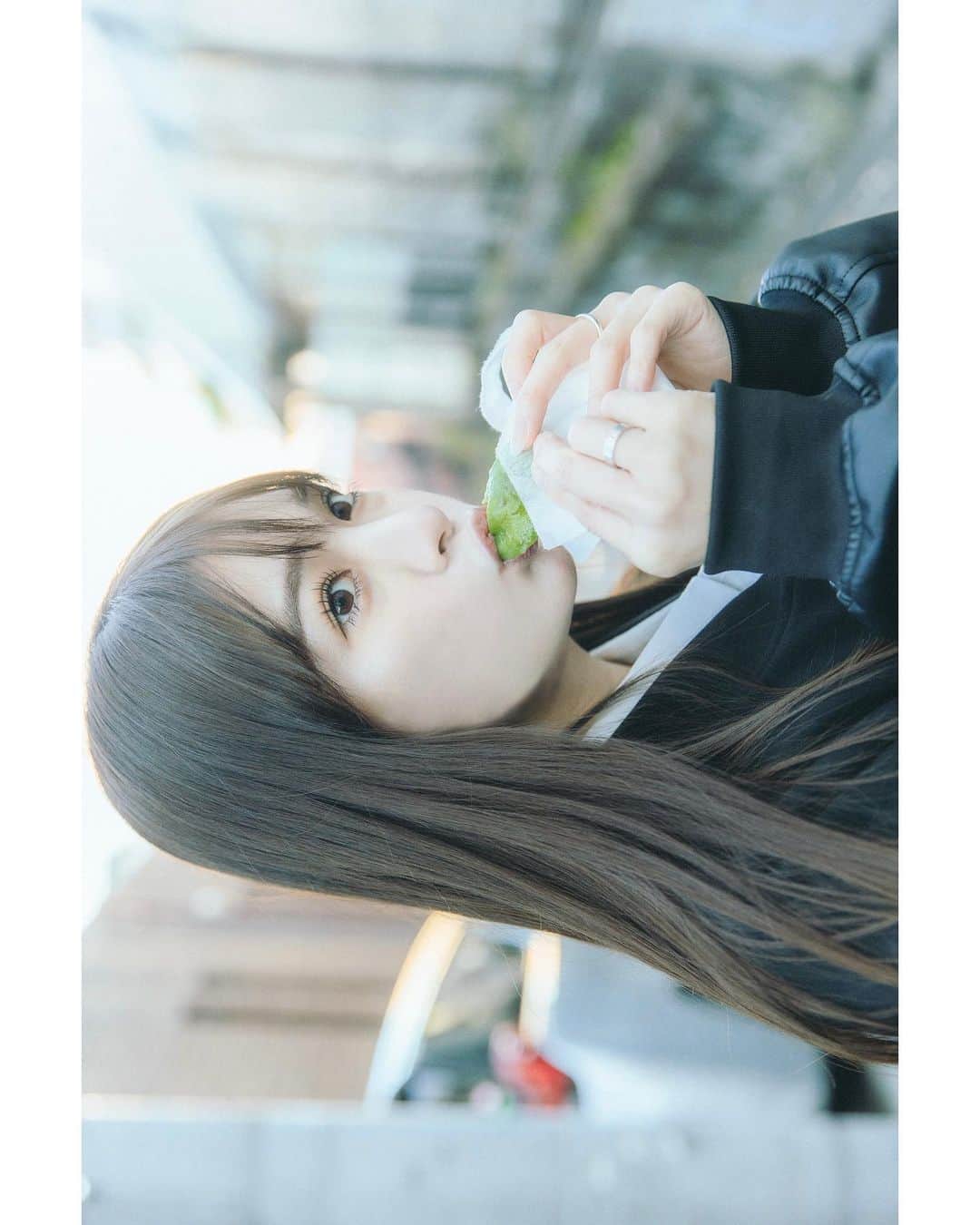 中川紅葉さんのインスタグラム写真 - (中川紅葉Instagram)「インフルとコロナのWワクチンで左腕全く上がりません.......🦁今年も5日、早すぎ」12月26日 20時23分 - kureha_nakagawa
