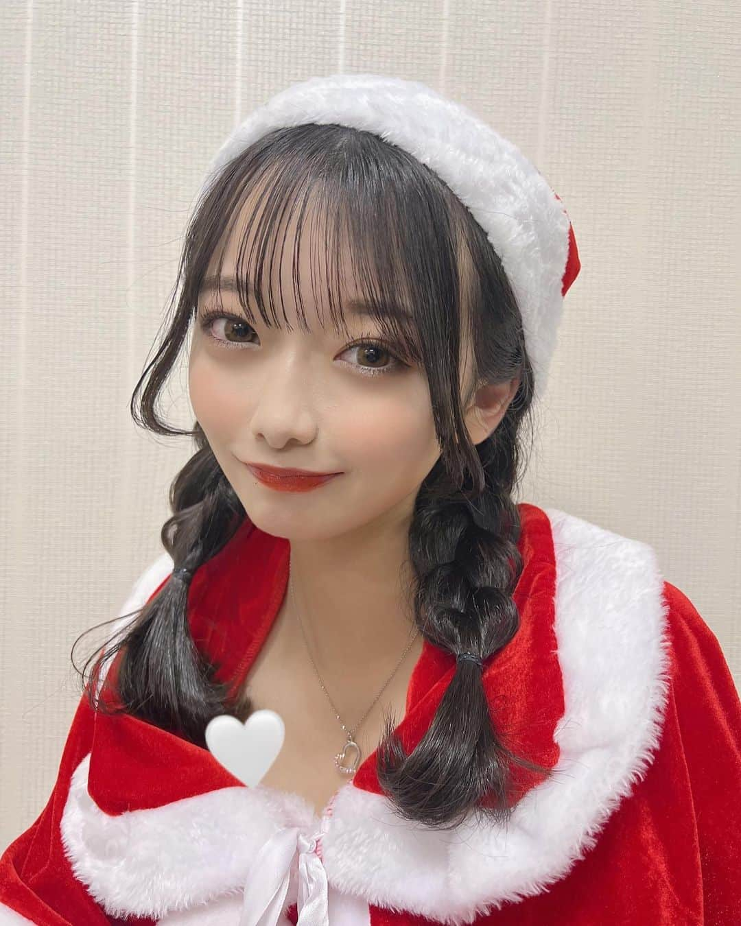 涼本理央那さんのインスタグラム写真 - (涼本理央那Instagram)「1日遅れちゃったけどメリクリです🎄」12月26日 20時33分 - riona_suzumoto