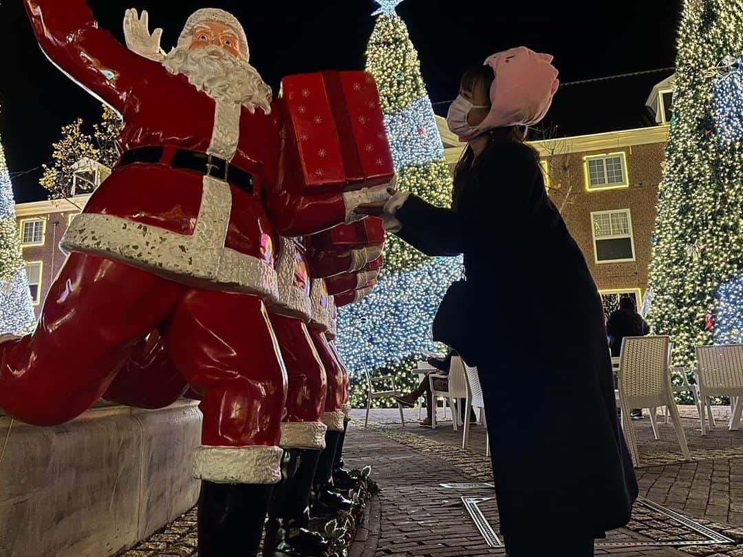 高城れにさんのインスタグラム写真 - (高城れにInstagram)「…🎄✨  #huistenbosch  #イルミネーション #Christmas #ちゅーりー  #長崎」12月27日 18時51分 - takagireni_official
