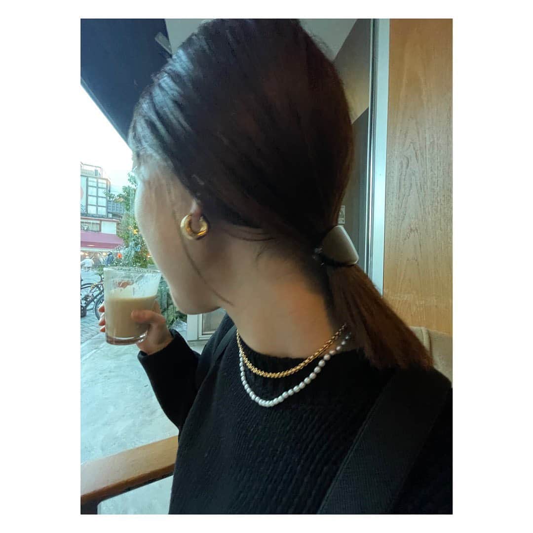 野尻美穂さんのインスタグラム写真 - (野尻美穂Instagram)「最近髪伸びてきたからバレッタも好き。  #barrette  @sophiebuhai」12月27日 19時56分 - miho_cocoa