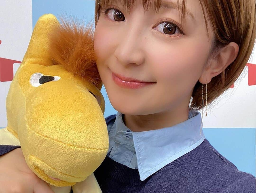 矢口真里さんのインスタグラム写真 - (矢口真里Instagram)「昨日はウマきゅんで仕事納めでした😊✨  まだまだ初心者なので、ショコさんやゲストの方に色々聞きながら毎回めっちゃくちゃ楽しいです😆✨ウマきゅん写真が溜まってきたので一気に載せます🏇✨ 今年はありがとうございました✨ 来年もよろしくお願いします😊✨  #ショコ壱番屋 さん  #藤森哲也五段  #高見泰地七段  #手島優 ちゃん #TIM さん #キャプテン渡辺 さん #熊崎晴香 さん #さとう珠緒 さん #西岡育未 さん #TCK #ウマきゅん #今日は東京大賞典ですね ♡」12月29日 15時20分 - mariyaguchi_official