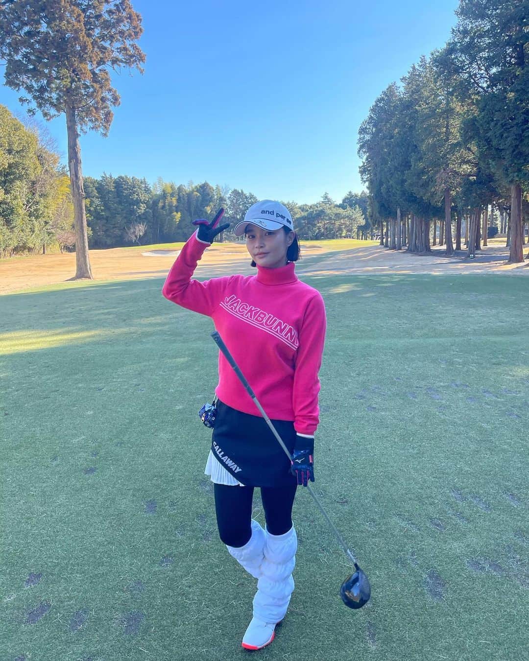 椿原愛さんのインスタグラム写真 - (椿原愛Instagram)「今年最後のゴルフ。🍷🏌️‍♀️ 30歳から始めたゴルフ。超楽しい。  #ゴルフ女子 #ゴルフコーデ #ゴルフ #ゴルフウェア」12月29日 19時11分 - ai.tsubakihara