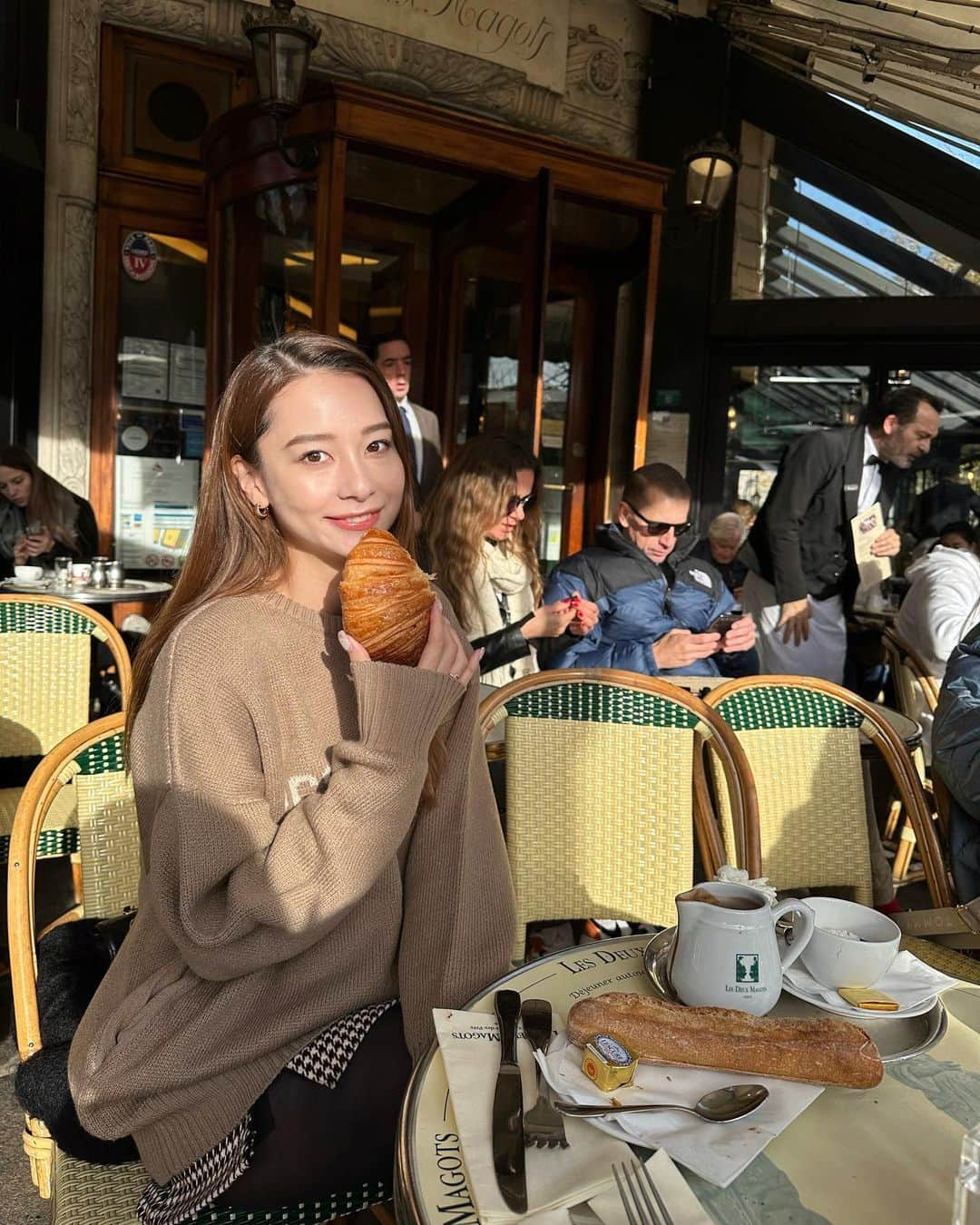 丹羽仁希さんのインスタグラム写真 - (丹羽仁希Instagram)「First time in Paris 🇫🇷✨  遅くなりましたがヨーロッパ旅を載せようかと☺️ 初めてだったので定番のエッフェル塔と クロワッサンばかりです笑　#ザ観光客笑　#paris」12月29日 20時39分 - __niki22