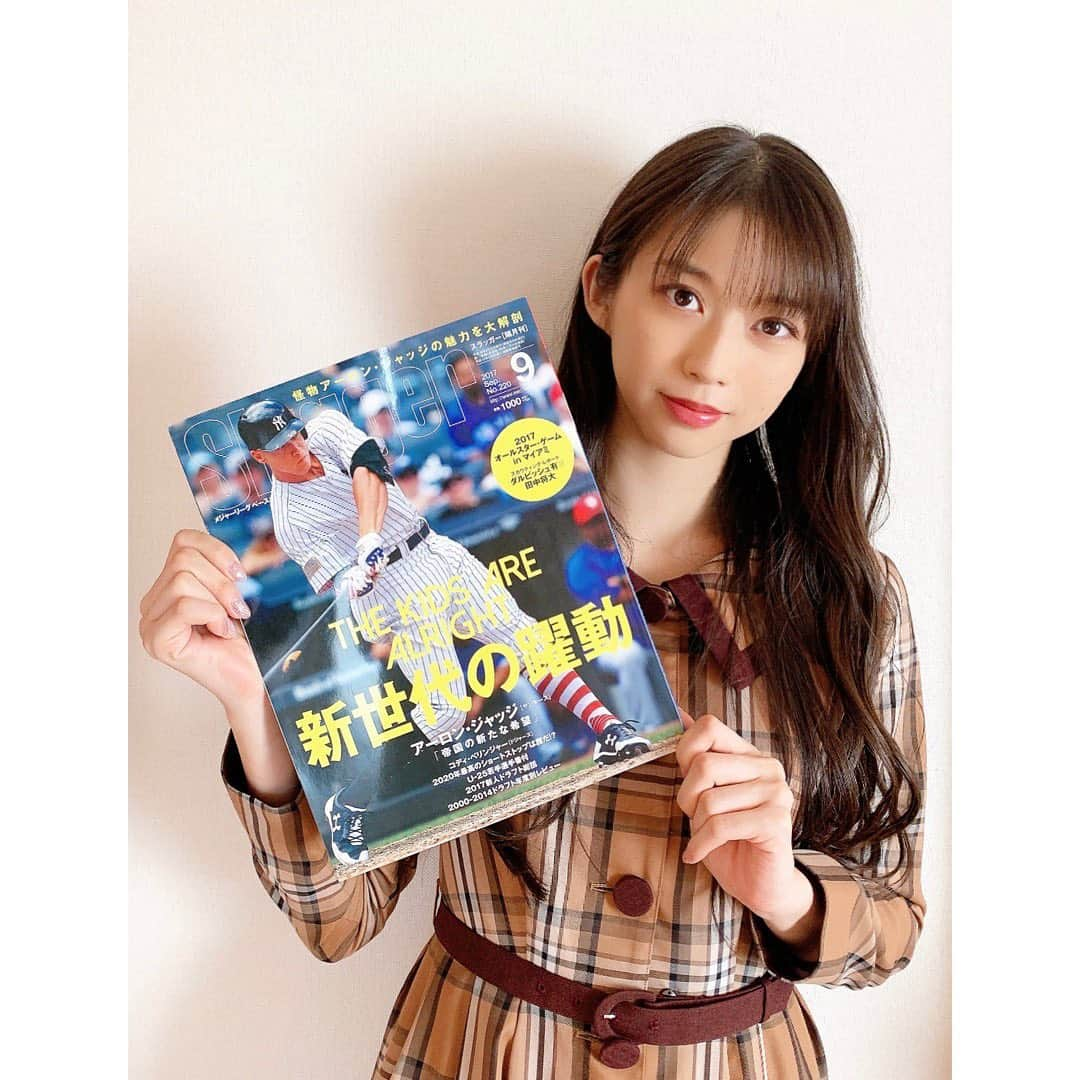 牧野真莉愛さんのインスタグラム写真 - (牧野真莉愛Instagram)「♡ ♡ Slugger編集長からポストカード届いた❤️2022.12.10 まだグリーンモンスター席がなかった頃のフェンウェイ❤️💚 ･･･などなど。 メッセージもまりあとっても嬉しかったです🐰💕💕💕 ＆ お手紙といっしょに届いたJudge表紙のSlugger❤️※連載始まる前 「先日、牧野さまがMLB、特にアーロン・ジャッジ選手(ヤンキース)のファンと噂を伺いまして、今後のMLB観戦のお役に立てればと思い、･･･」 ･･･などなど。 ↑ くわしくは“まりブロ”みてね💕💕💕 🎀 ✨『Slugger2023年1月号』✨ 発売中❣️❣️❣️ ♡ ♡  #日本スポーツ企画出版社 さん #Slugger #スラッガー #モーニング娘22 #morningmusume22 #牧野真莉愛」12月30日 2時06分 - maria_makino.official