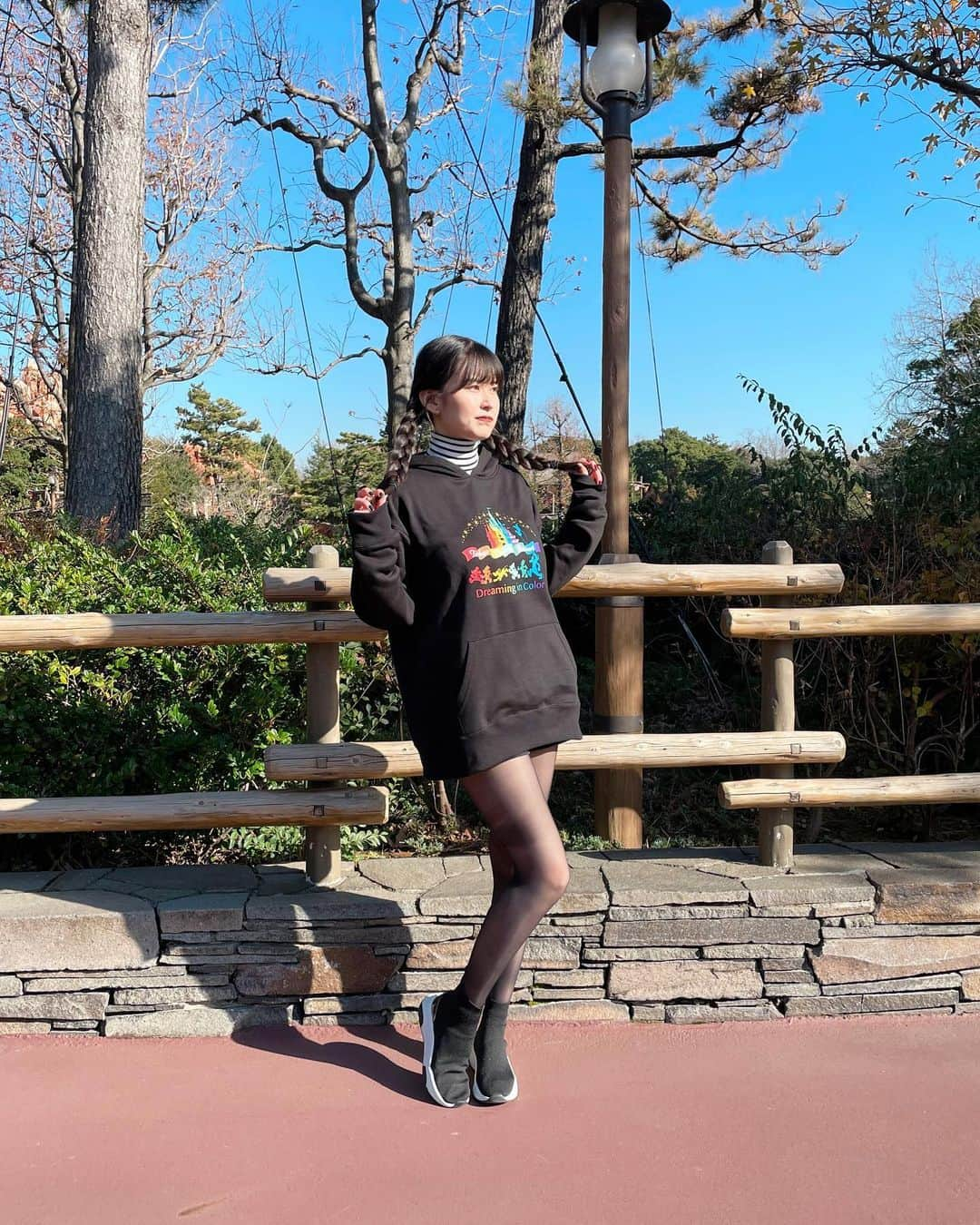 未梨一花さんのインスタグラム写真 - (未梨一花Instagram)「🏰🐭🌏🧸     #disneyland #disneysea #東京ディズニーリゾート #みりのしふく #daiana #moussy」12月30日 12時33分 - 1ka__3ri