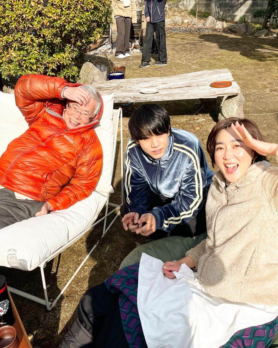 池尻和佳子さんのインスタグラム写真 - (池尻和佳子Instagram)「毎年お世話になっている堀川家の餅つき。 月9ドラマ「PICU」に出演していた俳優リョウタや横浜ベイスターズのピッチャー銀ちゃんにも会えて嬉しかったよ。  ビンゴ大会で当たったキャップかぶって来年は、横浜に応援に行きたいな。  #餅つき#師走#恒例#堀川家#皆さん#ありがとう #つきたて#最高#美味しい#よもぎ#なまこ#いちご #パイン大福#バーベキュー#ワイン#進みました #今年も#お世話になりました#ビンゴ大会#盛り上がる #銀ちゃん#横浜#応援#picu#鶴崎綾太 #2022#総括」12月30日 16時06分 - wakako_ikejiri_rkb