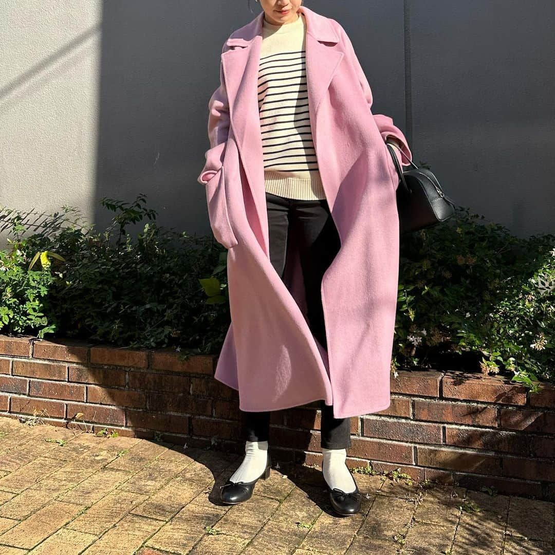 春名亜美さんのインスタグラム写真 - (春名亜美Instagram)「🦩💗🌷💞  #knit @saintjames  #pants @levis_japan × @biotop_official  #coat @plst_official  #bag @vasic_aoyama @vasic_japan  #shoes @fabiorusconiofficial   #saintjames #plst #levis #fabiorusconi #vasic #vasicnewyork #vasicapero」12月30日 17時09分 - amiharunaami