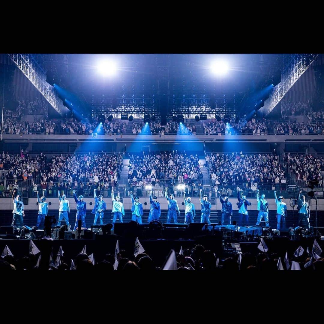 川村壱馬さんのインスタグラム写真 - (川村壱馬Instagram)「THE RAMPAGE LIVE TOUR 2022 "RAY OF LIGHT" THE FINAL…  〜Fin〜  #全25公演 #来てくださった皆さん #本当にありがとうございました #来られなかった皆さんも #来年きっと #元気な姿で #お会いしましょう✨ #2023年 #THERAMPAGE #フルスロットルでいきます」12月30日 22時00分 - rmpg_kazuma_kawamura