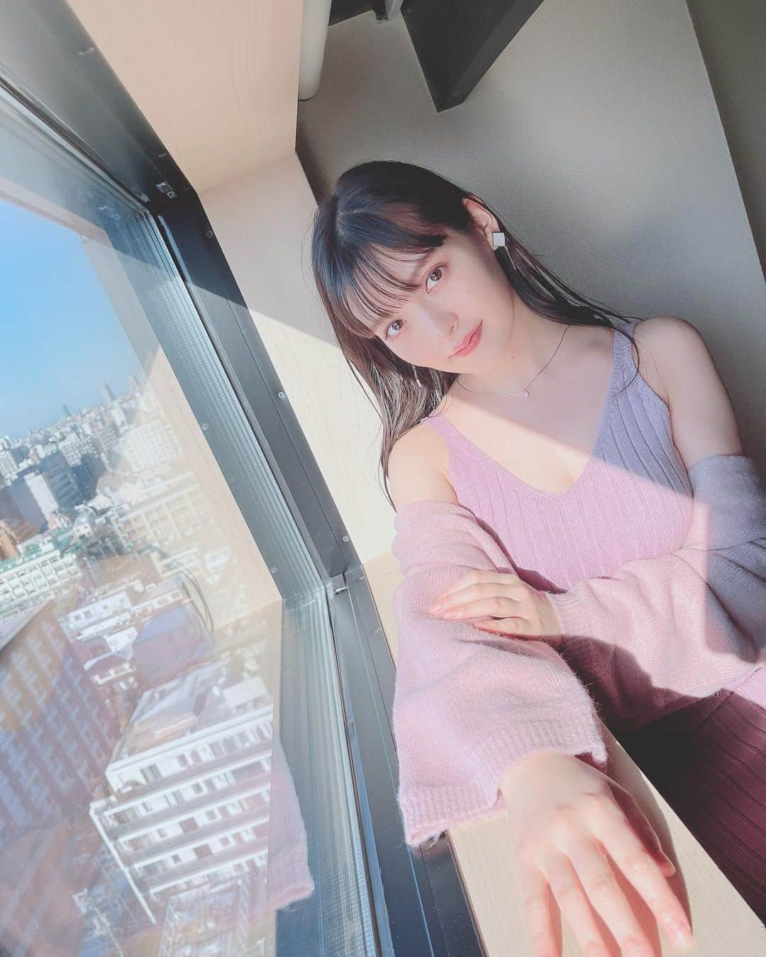 上坂すみれさんのインスタグラム写真 - (上坂すみれInstagram)「大晦日ですね〜！ 2022年、夢のようなご縁を沢山いただきました！みなさま、本当にありがとうございましたヾ(*´∀｀*)ﾉ 来年も、一緒に楽しい時間を過ごせたらうれしいです！  #上坂すみれ」12月31日 19時27分 - uesaka_sumire