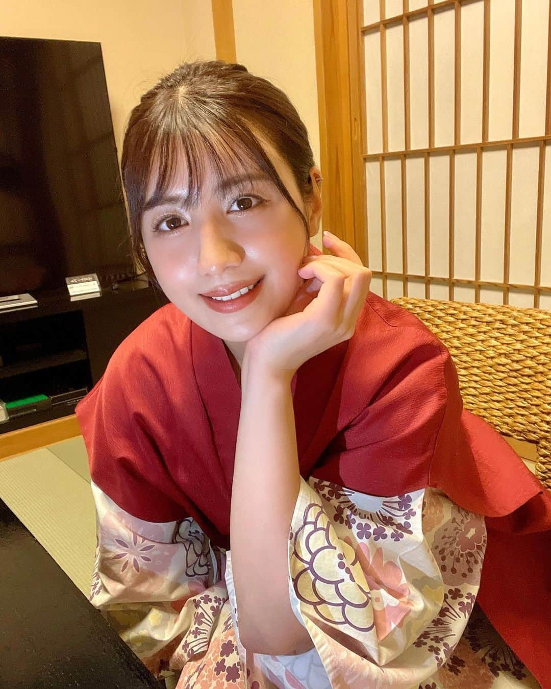 御子柴かなさんのインスタグラム写真 - (御子柴かなInstagram)「2022年もお世話になりました🫶 来年もよろしくお願い致します🥺」12月31日 20時29分 - kanakana2510