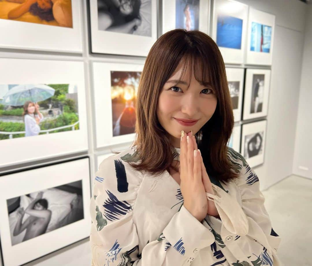 山岸逢花さんのインスタグラム写真 - (山岸逢花Instagram)「今年も大変お世話になりました🫶 （そしてお世話させてもらいました/// ） . . PREMIUM専属として今年も1年 作品を出させてもらえたし 写真展開催にマスカッツの活動、写真集出版など、、、 . 今年も本当に最高だった🫶！！！ . . . こんなに充実した一年を送れたのも 関わってくださったみなさまのお陰です 来年もよろしくお願いいたします！！ . . . . #山岸逢花 #あいぱん #AV女優 #AV #aikayamagishi」12月31日 21時07分 - ayakayamagishi_