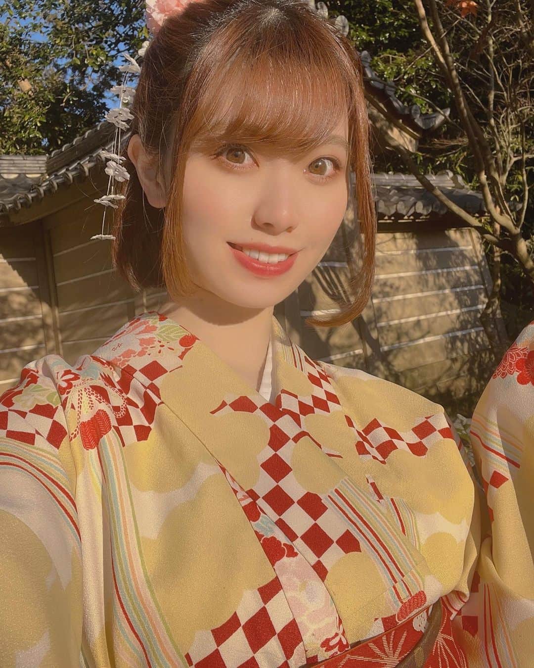 星名あゆみさんのインスタグラム写真 - (星名あゆみInstagram)「あけましておめでとうございます🎍 2023年もよろしくね🐰🌸  #happynewyear #kimono #着物」1月1日 22時03分 - hoshina_ayumi