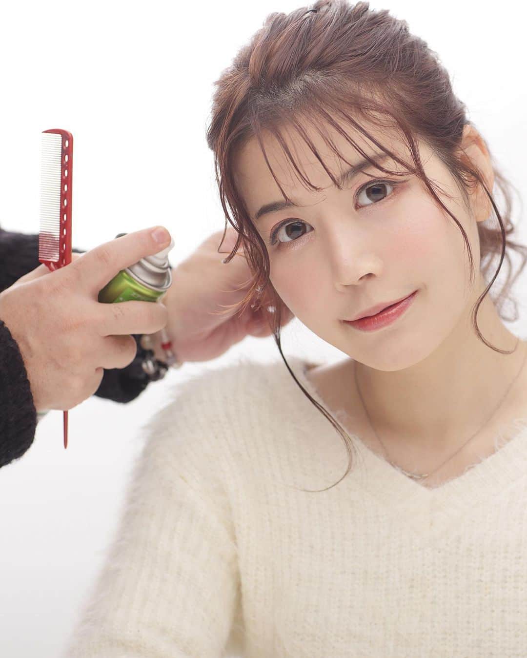 シト山口さんのインスタグラム写真 - (シト山口Instagram)「デジタル写真集の新春第一弾は、めいぷるさんこと永原芽依さん❤️ 全体的にふわっと優しく柔らかい感じで 肌露出は最小限でお送り致しますヾ(＠°▽°＠)ﾉ💕✨  先ずは撮影メイキングからご紹介！  model @meinghr1008  hair&make @hasegawashinya  photo @sito_yamaguchi」1月2日 12時23分 - sito_yamaguchi