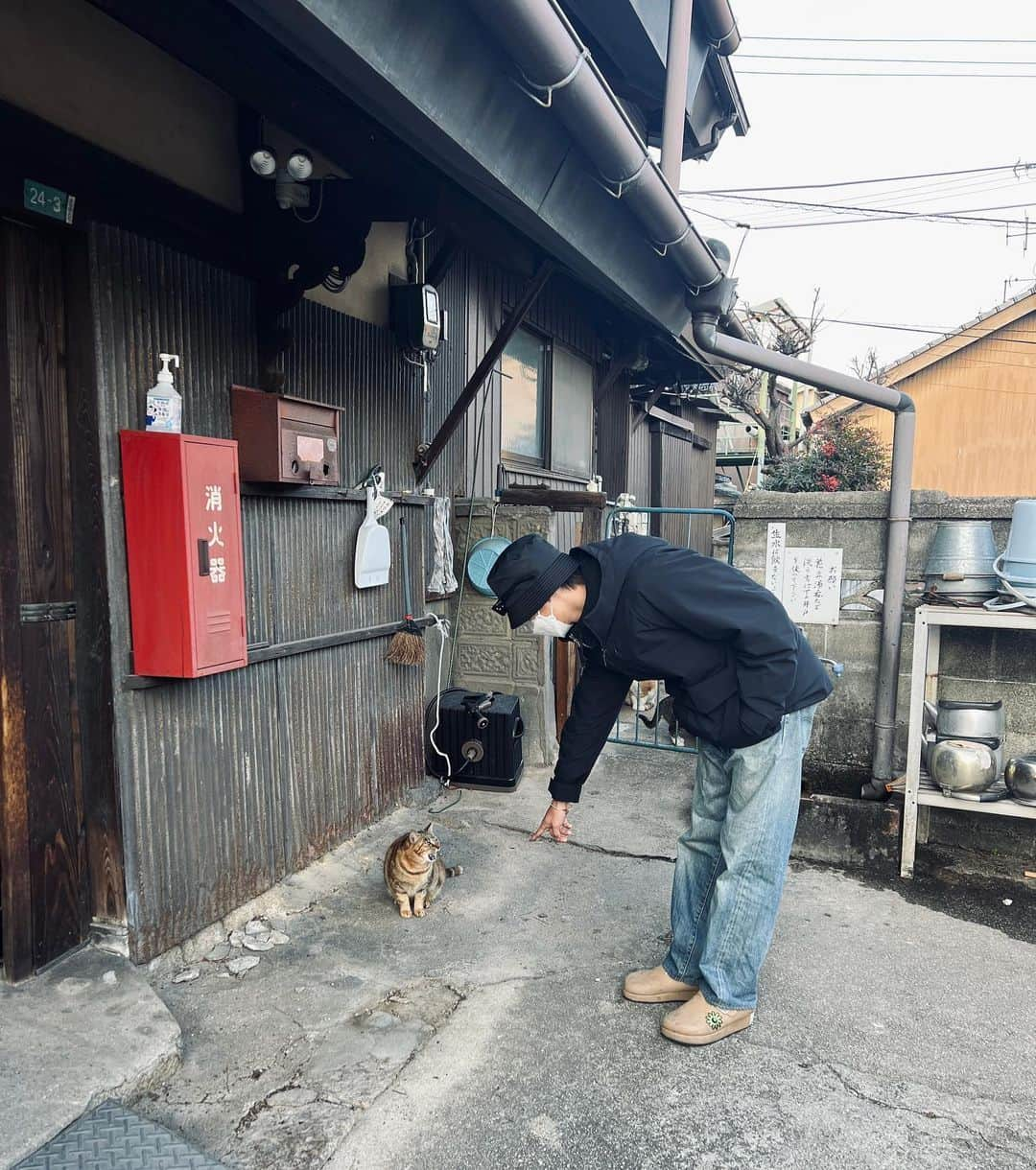 砂田将宏さんのインスタグラム写真 - (砂田将宏Instagram)「明けましておめでとうございます⛩ 今年も宜しくお願い致します♡🙇🏻‍♂️  そういえば年始休み中にたまたまとあるメンバーに遭遇しました😳 誰でしょう？」1月4日 17時16分 - masahirosunada.official