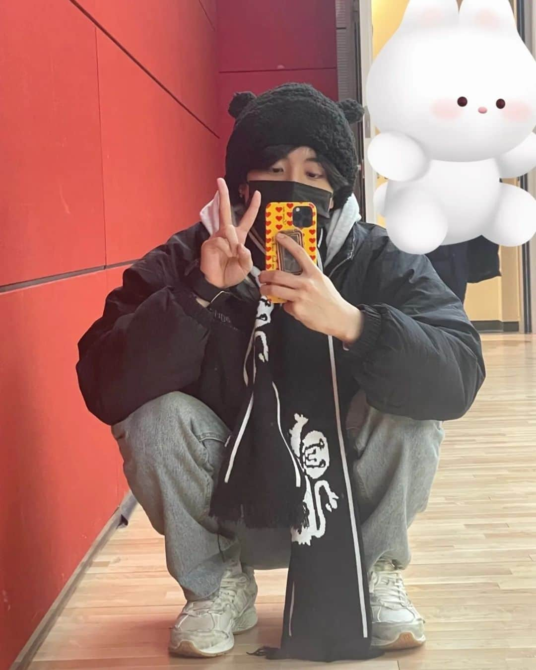 Stray Kidsさんのインスタグラム写真 - (Stray KidsInstagram)「곰돌이 탄생 #STAY#LOVEYOU」1月4日 20時48分 - realstraykids